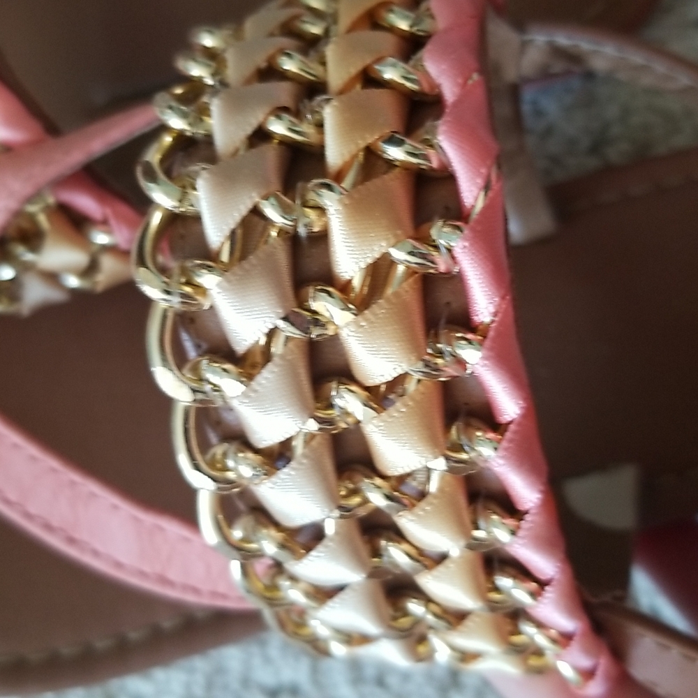 Pink sandals - Picture 2 of 4